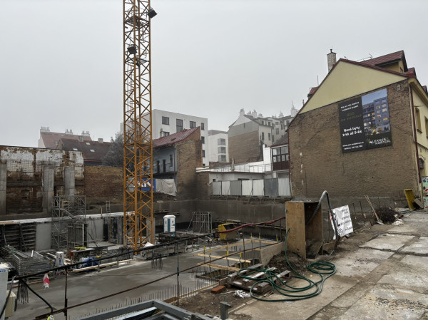 Základová deska a parking